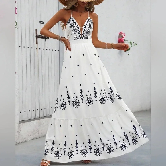 Summer Long Printed Hawaiian Style Strappy Dress - Picture 1 of 6